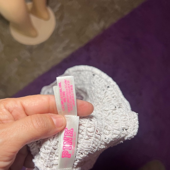 Elegant White Lace Bralette - Picture 7 of 7